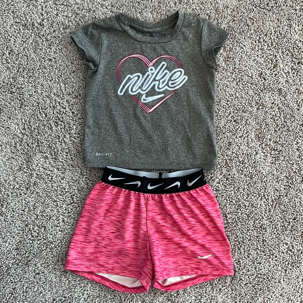 Nike Dri-Fit Toddler Girl 2-piece Shirt and Shorts set